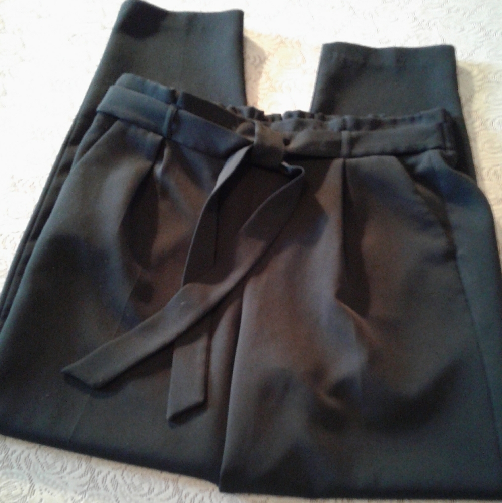 🌺 Like New Black Flirtatious Dressy Wide Leg Pants